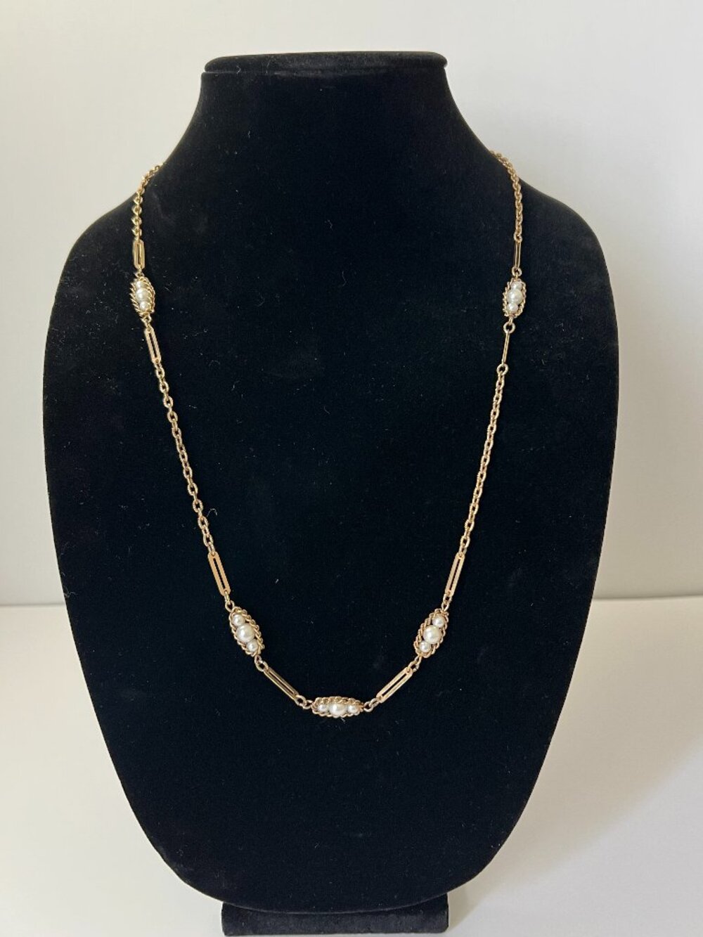 Gold Tone Faux Pearl Station Necklace Dainty Vintage Style Chain Elegant Jewelry